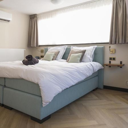Unique luxe room with AC&Private bathroom&patio Tilbourg Extérieur photo