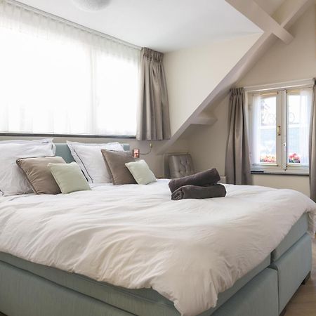 Unique luxe room with AC&Private bathroom&patio Tilbourg Extérieur photo